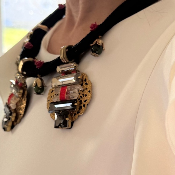 RARE Holst Lee Women’s Statement Necklace - Picture 6 of 7